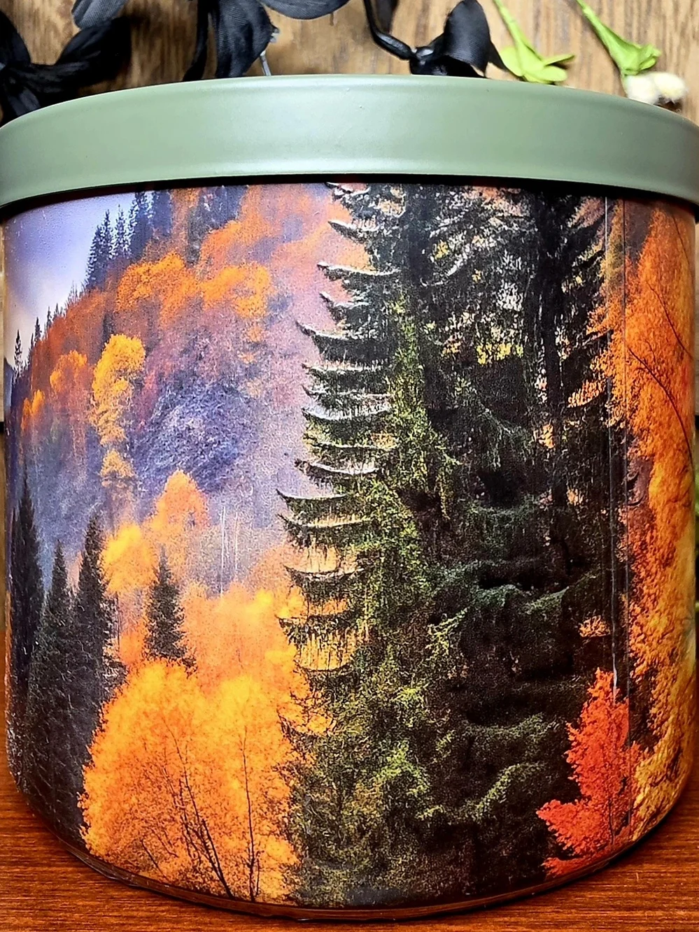 Bath & Body Works Farmhouse Pumpkin & Spice Soy Candle - Green